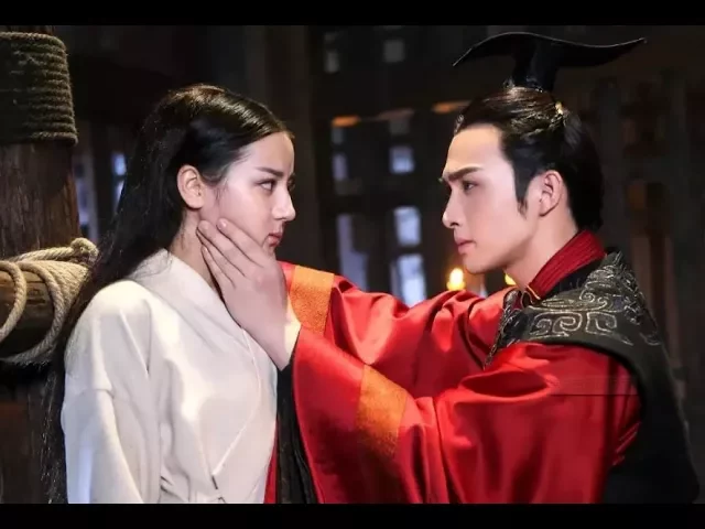 《秦时丽人明月心》秦始皇被戴绿帽喜当爹,不符史实 争议不断